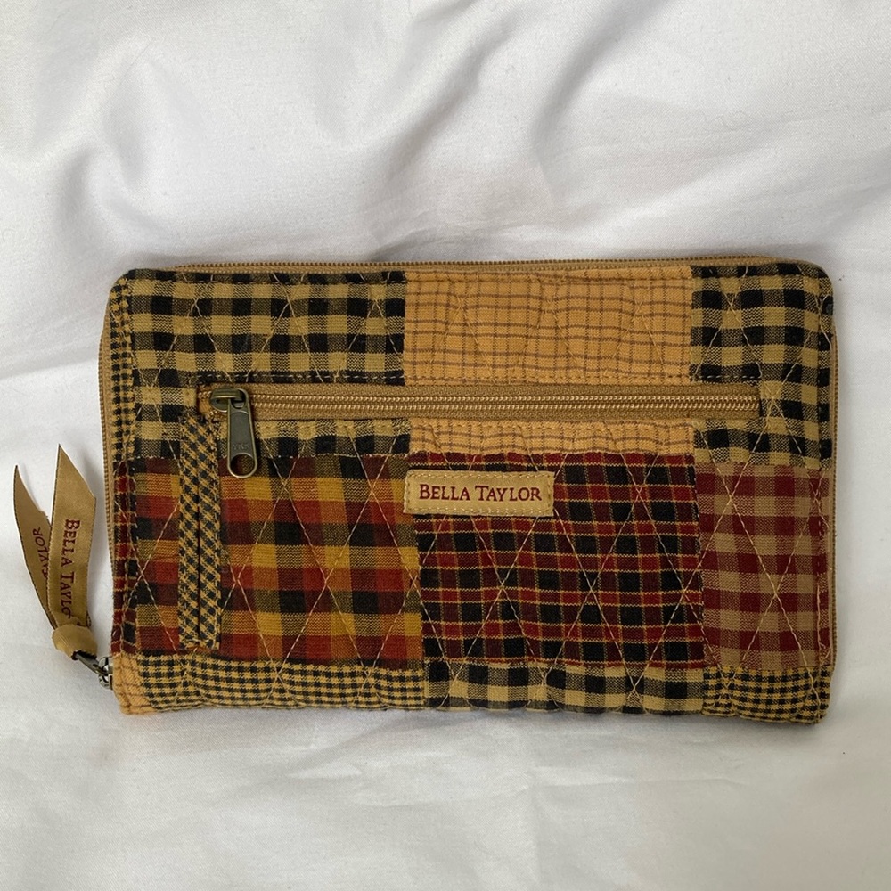 Bella Taylor Quilted Clutch With hideaway Wristlet Strap.